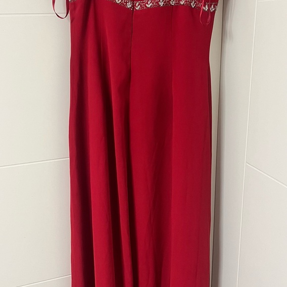 Party dress - Picture 1 of 3